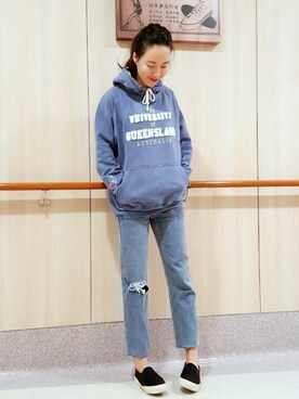 「distressed jeans」｜Joさん（レディース・160cm）の冬コーディネート