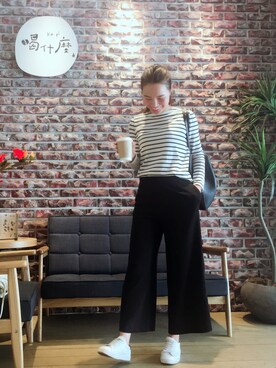 「stripes」｜「アイテム（スラックス）」を使った、Joさん（レディース・160cm）の春コーディネート