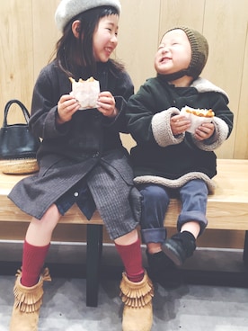 「無印良品（ムジルシリョウヒン）のアイテム（シャツワンピース）」を使った、ぼけっとママさん（キッズ・120cm）の冬コーディネート