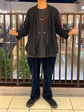 「アイテム（スリッポン）」を使った、あんころもちさん（メンズ・176cm・20代）の秋コーディネート