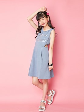 「アイテム（サンダル）」を使った、JENNIさん（キッズ・154cm）の夏コーディネート