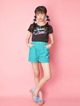 「アイテム（サンダル）」を使った、JENNIさん（キッズ・154cm）の夏コーディネート