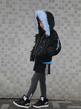 「アイテム（トップス）」を使った、JENNIさん（キッズ・129cm）の冬コーディネート