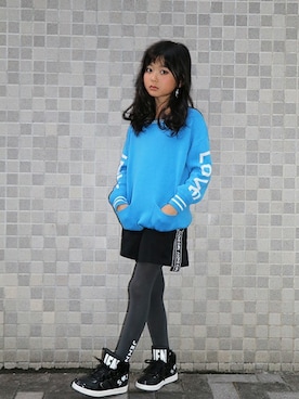 「アイテム（ニット/セーター）」を使った、JENNIさん（キッズ・129cm）の冬コーディネート