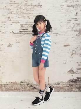 「アイテム（スウェット）」を使った、JENNIさん（キッズ・134cm）の春コーディネート