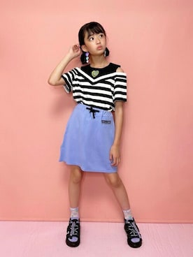 「アイテム（スカート）」を使った、JENNIさん（キッズ・144cm）の夏コーディネート
