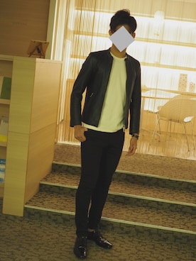 「PRADA（プラダ）のアイテム（その他シューズ）」を使った、BENKEIさん（メンズ・181cm）の秋コーディネート