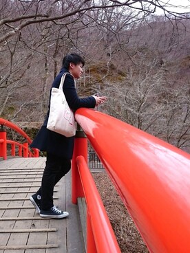 「SHIPS JET BLUE（シップスジェットブルー）のアイテム（チェスターコート）」を使った、Takuya∞さん（メンズ・170cm）の春コーディネート