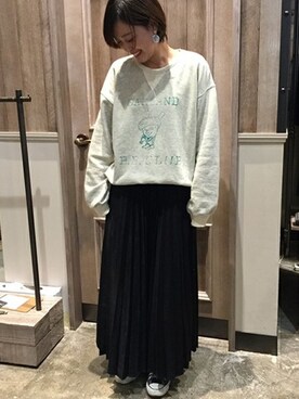 JOURNAL STANDARD relume 豊洲店 スタッフさんの「ヴィンテージサテンプリーツスカート#」を使ったコーディネート