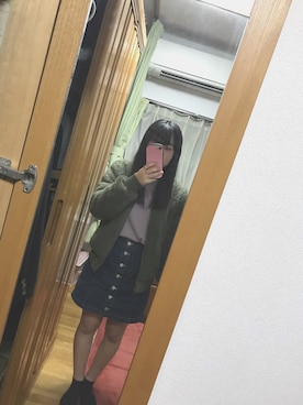 「earth music&ecology（アースミュージックアンドエコロジー）のアイテム（ニット/セーター、パープル系）」を使った、麻結さん（レディース）の冬コーディネート