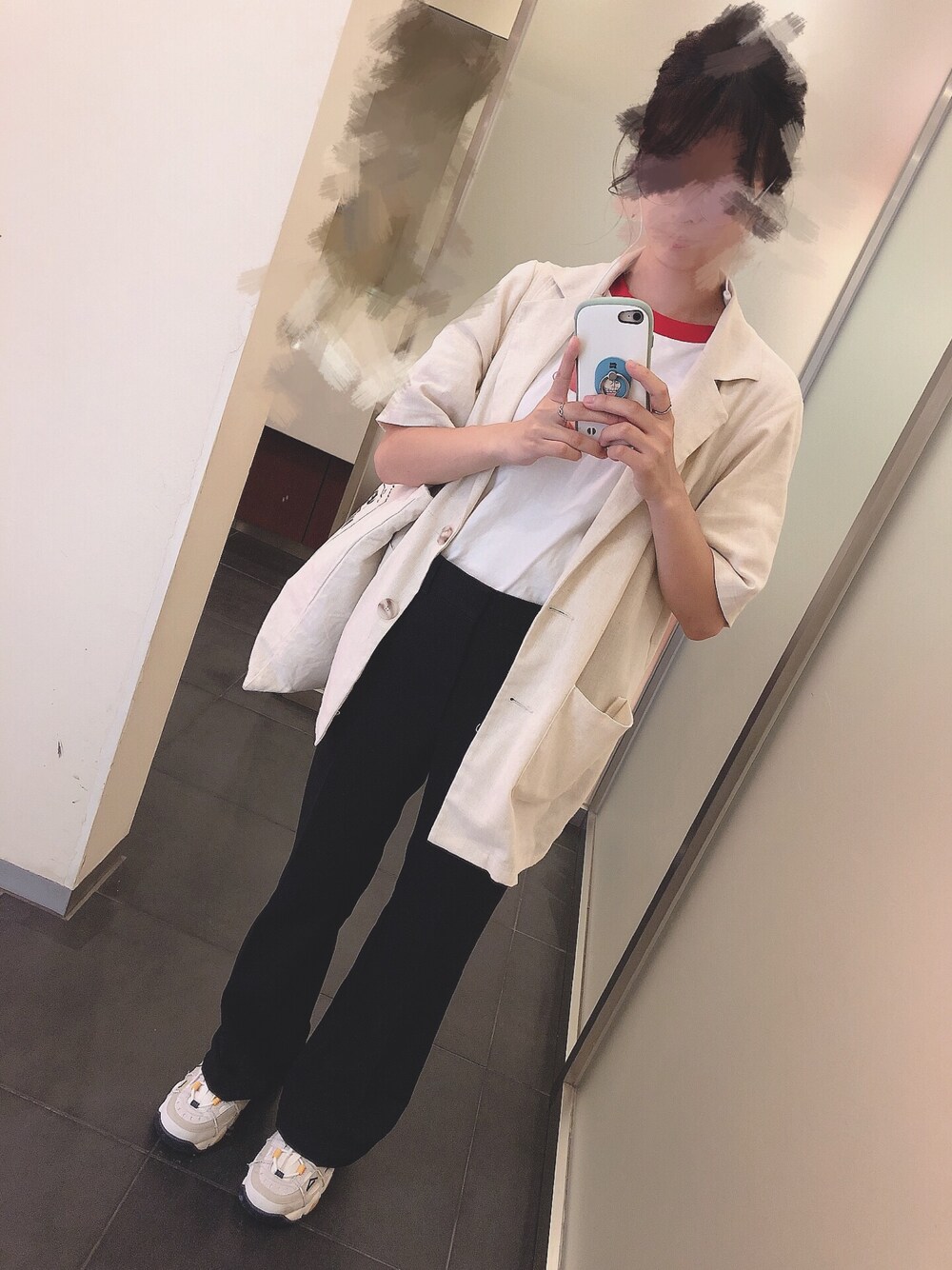 「チェックは似合わないので着ません、GUコーデ、youthloser、リンガーTシャツ」｜「YOUTH LOSERのアイテム（Tシャツ/カットソー、ホワイト系）」を使った、まぁさん（レディース・159cm）の秋コーディネートの1枚目の写真