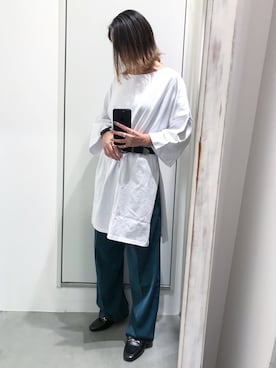 「アントマリーズ」｜「アイテム（スラックス）」を使った、harucaさん（レディース・155cm）の秋コーディネート