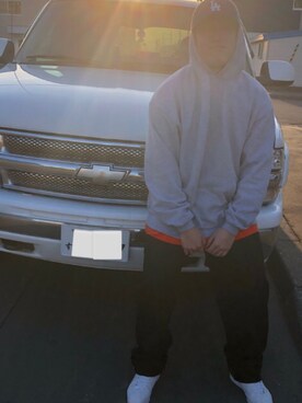 スニーカーを使った ウェッサイ のメンズ人気ファッションコーディネート Wear