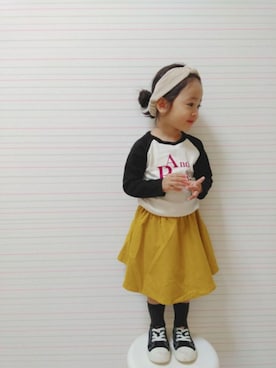 「アイテム（スカート）」を使った、nippyさん（キッズ・90cm）の秋コーディネート