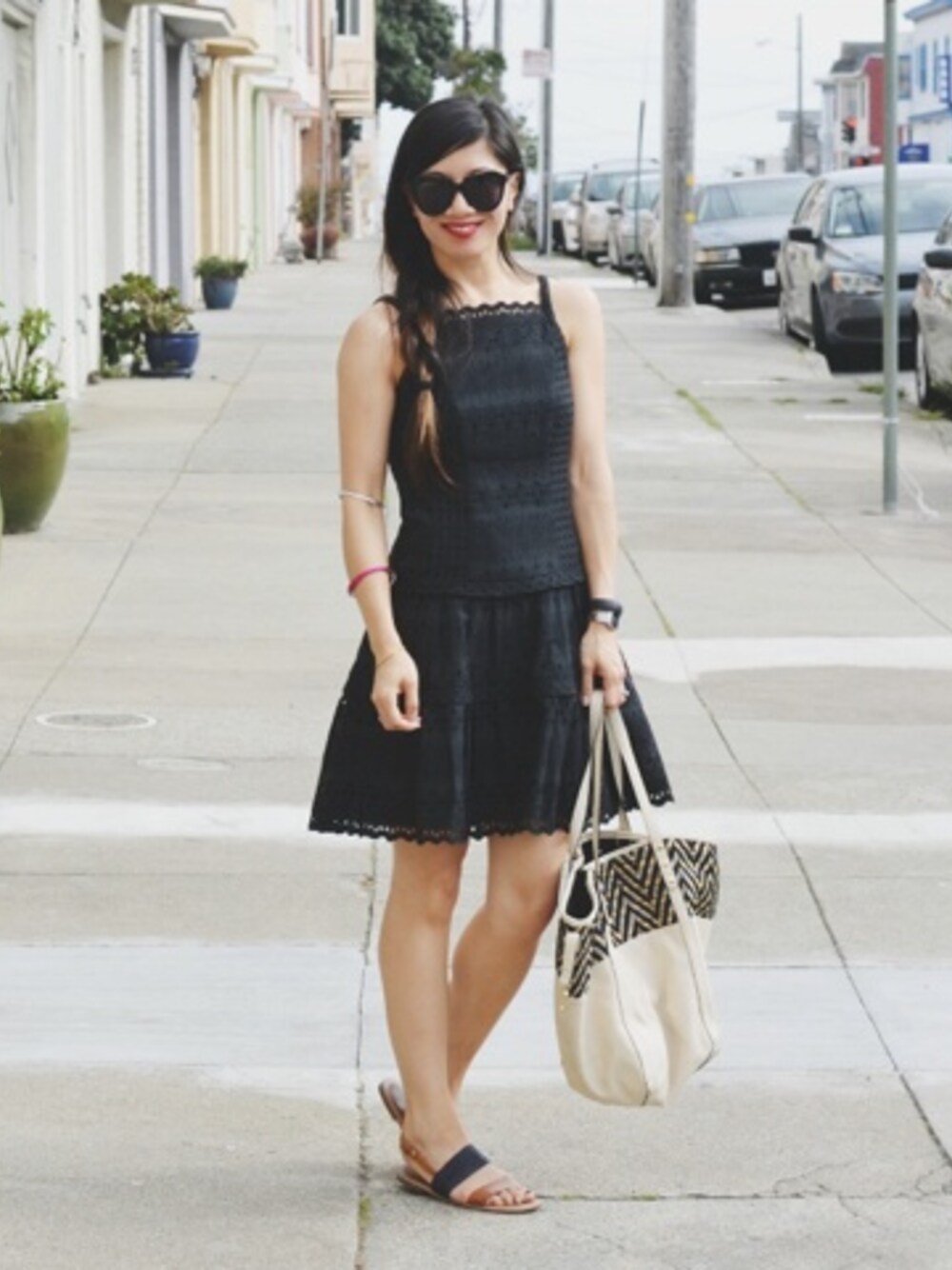 「BAG、big buddha、dress、GAP、Nanette Lepore、sandals」｜Nancyさん（レディース）の夏コーディネートの1枚目の写真
