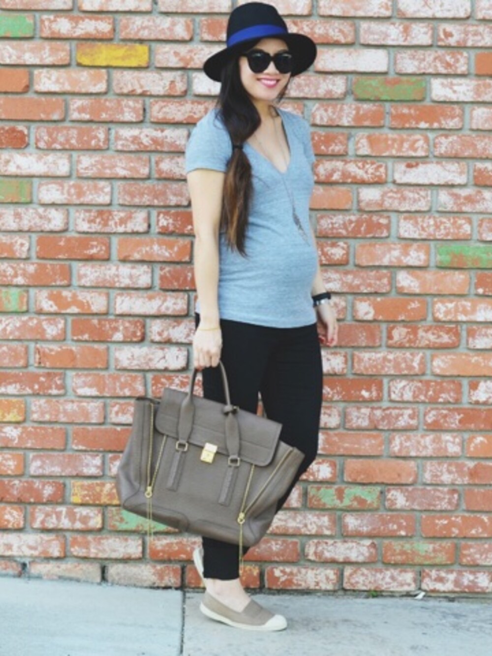 「3.1 phillip lim、asos、BAG、BENSIMON、FOREVER 21、hat、jeans、sneakers」｜Nancyさん（レディース）の冬コーディネートの1枚目の写真