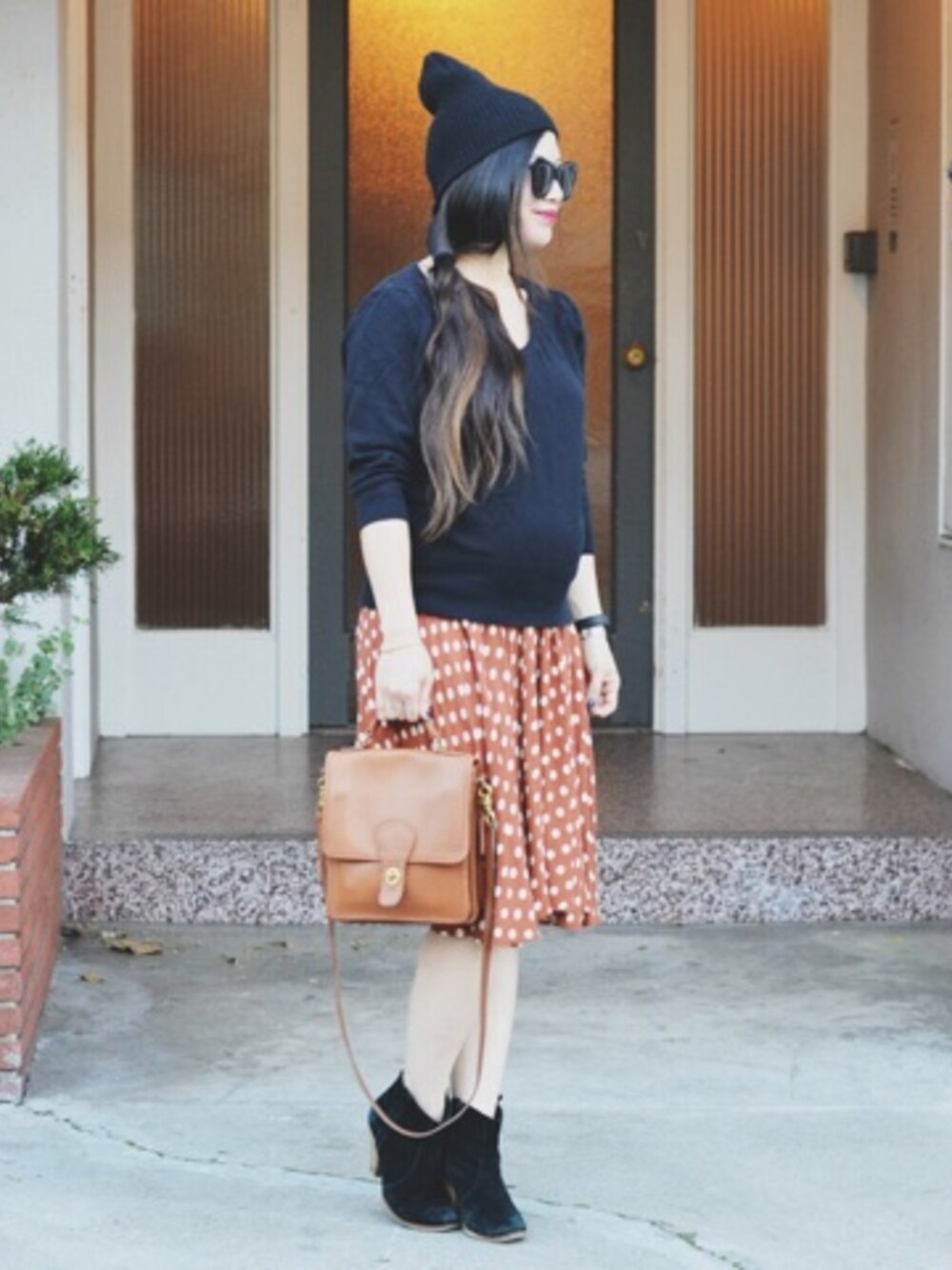 「asos、BAG、boots、COACH、polka dot、skirt」｜Nancyさん（レディース）の冬コーディネートの1枚目の写真