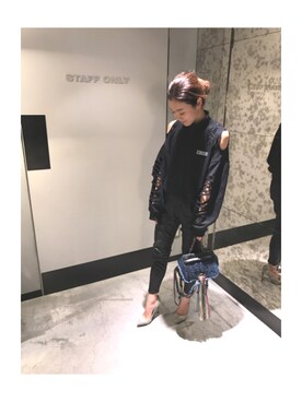 「DIESEL OSAKA」｜「アイテム（スウェット）」を使った、SHCOさん（レディース・155cm）の夏コーディネート