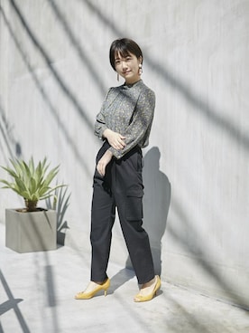 「フラワープリント」｜「アイテム（カーゴパンツ）」を使った、nano・universe lady's pressさん（レディース・157cm）の春コーディネート