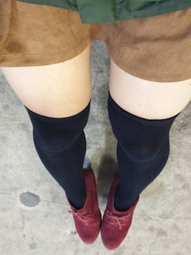 「アイテム（ブーティ、レッド系）」を使った、ロンドベルさん（レディース・170cm）の秋コーディネート