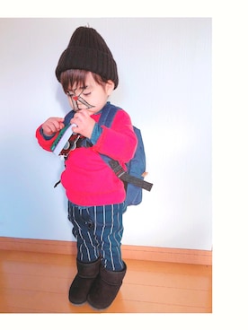 「ムートンブーツ」｜「アイテム（おもちゃ）」を使った、ka-zunさん（キッズ・80cm）の冬コーディネート