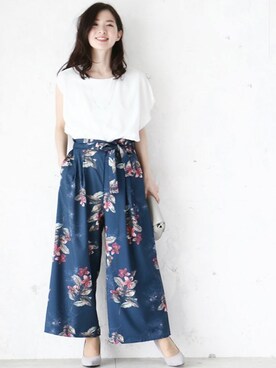 「Cawaii」｜「アイテム（パンツ）」を使った、CAWAIIスタッフさん（レディース・155cm）の春コーディネート