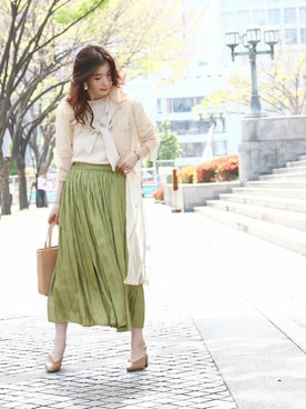 「グリーンスカート」｜こじまゆCAWAIIスタッフさん（レディース・155cm）の春コーディネート