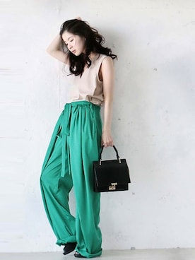 「Cawaii」｜「アイテム（パンツ）」を使った、CAWAIIスタッフさん（レディース・155cm）の春コーディネート