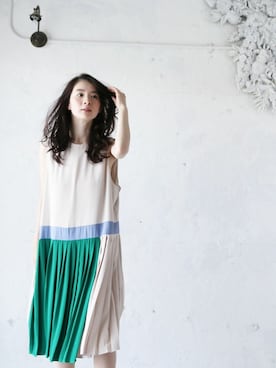 「プリーツ」｜CAWAIIスタッフさん（レディース・155cm）の夏コーディネート