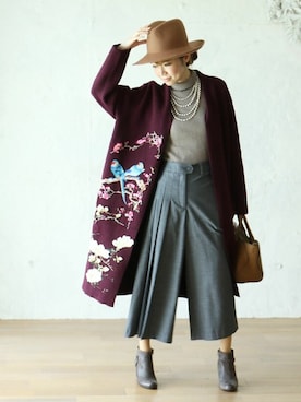 「刺繍」｜「アイテム（チェスターコート）」を使った、CAWAIIスタッフさん（レディース・155cm）の秋コーディネート