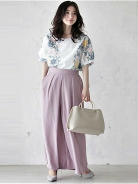 「花柄ブラウス」｜CAWAIIスタッフさん（レディース・155cm）の冬コーディネート