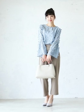 「ベルスリーブ」｜こじまゆCAWAIIスタッフさん（レディース・162cm）の春コーディネート