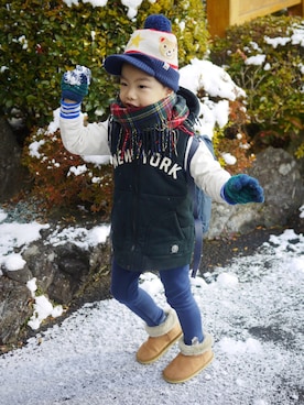 「BEAMS BOY（ビームスボーイ）のアイテム（ブーツ）」を使った、Melissa Huangさん（キッズ・110cm）の冬コーディネート