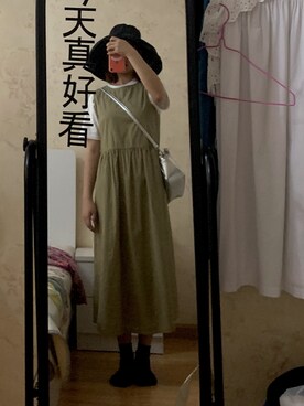 「UNIQLO（ユニクロ）のアイテム（Tシャツ/カットソー、ホワイト系）」を使った、花家飘飘丸ooooさん（レディース）の夏コーディネート