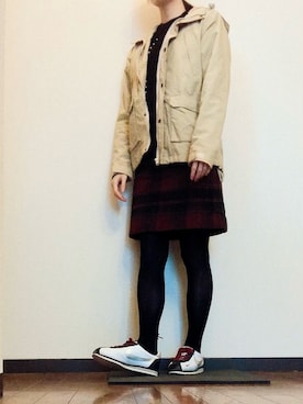 「ミニスカート」｜「アイテム（マウンテンパーカー）」を使った、Ruthさん（レディース・163cm）の秋コーディネート