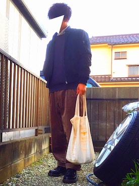 「UNIQLO（ユニクロ）のアイテム（ブルゾン、ブラック系）」を使った、ひかにんじんさん（メンズ・168cm）の冬コーディネート