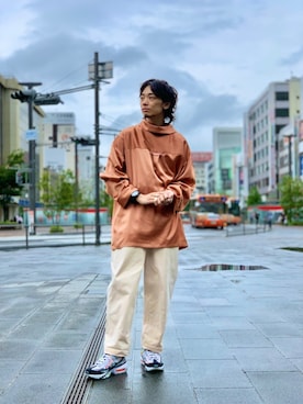 「NEONSIGN（ネオンサイン）のアイテム（トップス）」を使った、UR_SkmK.さん（メンズ・167cm）の春コーディネート
