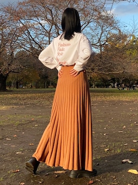 「オレンジスカート」｜hitomiさん（レディース・161cm）の春コーディネート