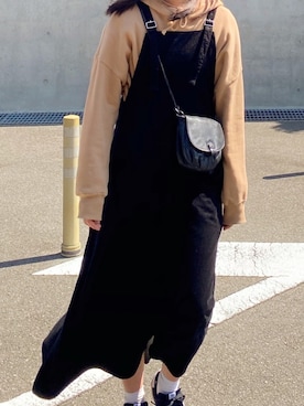 「SLOBE IENA（スローブイエナ）のアイテム（オールインワン・サロペット）」を使った、hitomiさん（レディース・161cm）の春コーディネート