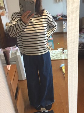 「メチャカリ」｜「アイテム（Tシャツ/カットソー）」を使った、ともみさん（レディース・156cm）の冬コーディネート