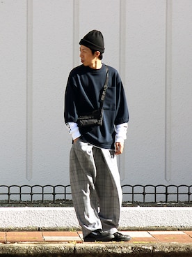 「NEONSIGN（ネオンサイン）のアイテム」を使った、ロイド・エフダブリューさん（メンズ・168cm）の春コーディネート