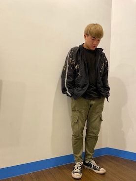 「CONVERSE（コンバース）のアイテム（スタジャン）」を使った、Rogerさん（メンズ・166cm）の秋コーディネート
