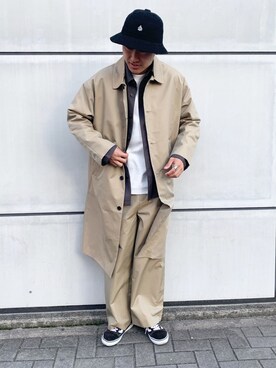 「SENSE OF PLACE by URBAN RESEARCH(センスオブプレイスバイアーバンリサーチ)のアイテム(ステンカラーコート、ベージュ系)」を使った、shintarou さん(メンズ)の春コーディネート