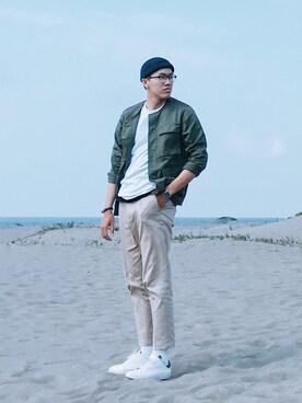 「plain-me（プレインミー）のアイテム（ミリタリージャケット）」を使った、Yongさん（メンズ・180cm）の春コーディネート