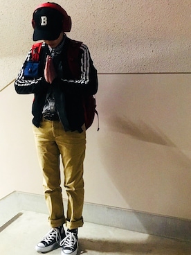 「アイテム（音楽/本・雑誌、レッド系）」を使った、Azさん（レディース・153cm）の春コーディネート