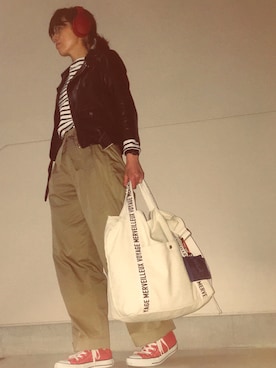 「アイテム（音楽/本・雑誌、レッド系）」を使った、Azさん（レディース・153cm）の春コーディネート