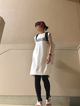 「アイテム（音楽/本・雑誌、レッド系）」を使った、Azさん（レディース・153cm）の夏コーディネート