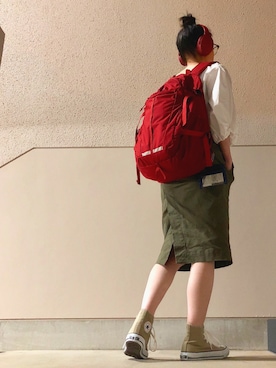 「アイテム（音楽/本・雑誌、レッド系）」を使った、Azさん（レディース・153cm）の秋コーディネート