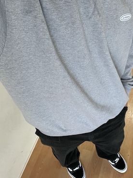 「SCULPTOR（スカルプター）のアイテム（スウェット、グレー系）」を使った、🐰🔎hiroさん（メンズ・179cm）の春コーディネート