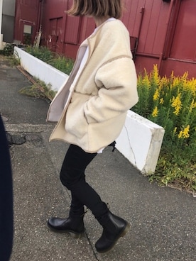 「パイピングコート」｜「アイテム（ムートンコート）」を使った、chappyさん（レディース・160cm）の秋コーディネート